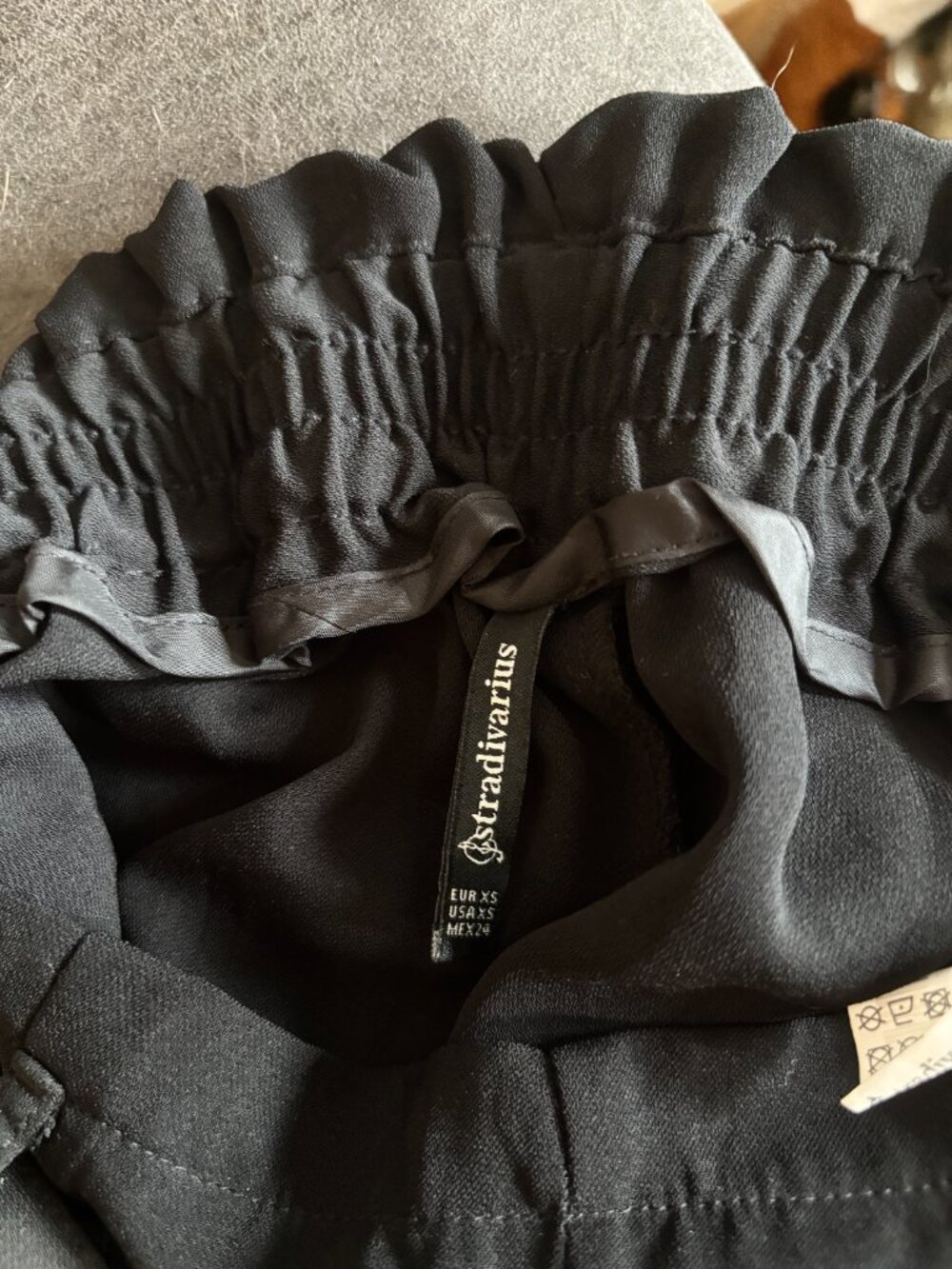 NWOT • Stradivarius • paperbag tie waist cropped wide leg pants - Picture 5 of 10